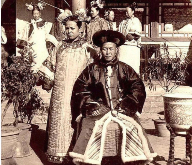 左宗棠灭回后回族人口_左宗棠(3)
