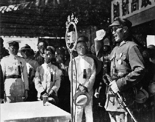 1948年南京高层的一场秘密争论，决定了蒋介石的生死！