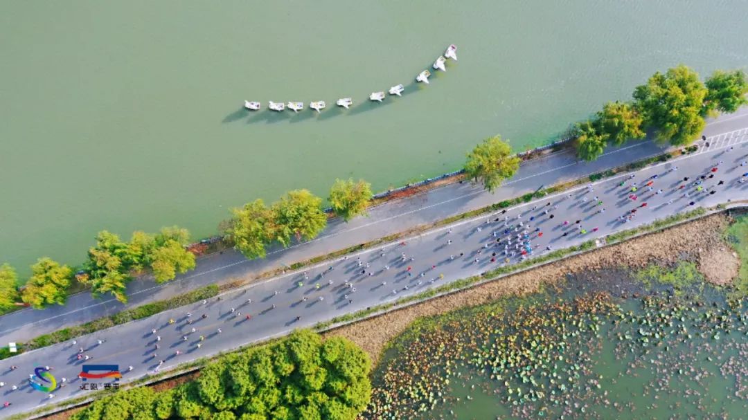 中国 跑步 人口_跑步图片卡通