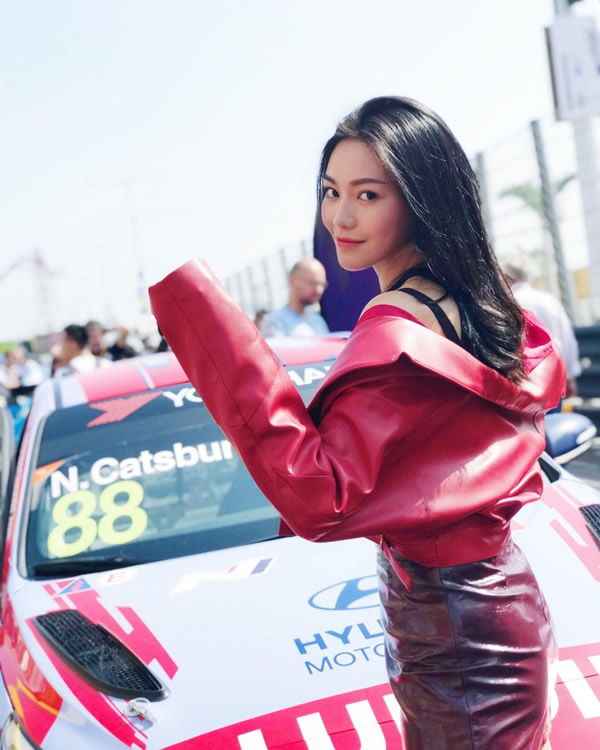 香港女子组合Bingo成员Carman（关嘉敏）出席澳门赛车活动