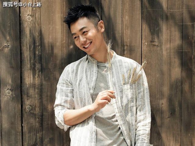 行走的荷尔蒙朱亚文 15bbeaaf0c724d20be3fe32f06ea4a92.jpeg