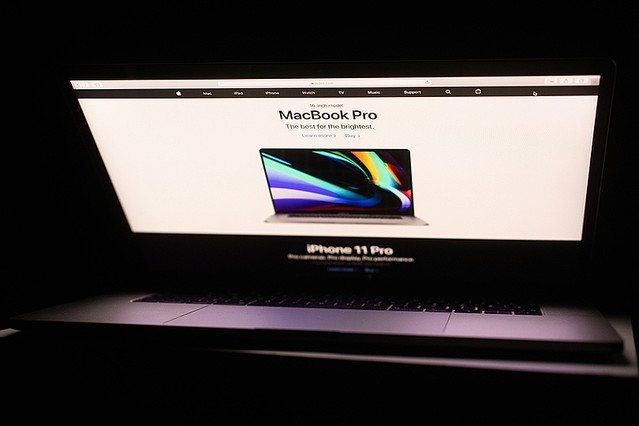 苹果2020年MacBookPro将支持FaceID