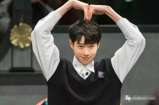 魏大勋秦岚有好消息吗 577eb72fc2544c149197a4a7f72876c5.jpeg