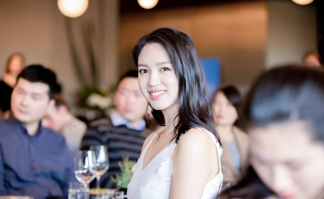 中国美女第一县城 75957070b4e841a8b5e0b09d840a885f.jpeg