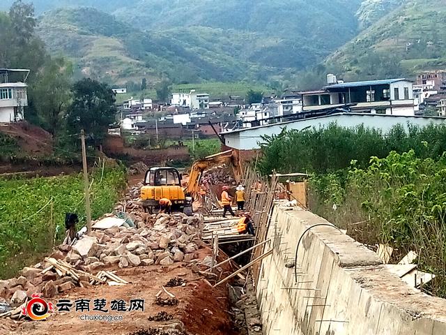 大姚县石羊镇实施22公里道路硬化工程