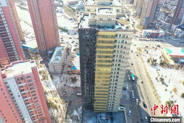 沈阳高层住宅大火致298户居民受灾未有人员伤亡