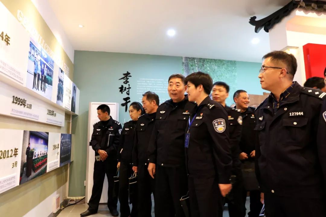 我与楷模零距离记全省首期社区民警践行枫桥经验随岗培训班