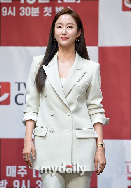 韩国女艺人全慧彬12月7日巴厘岛举行婚礼 未婚夫并非演艺圈人士