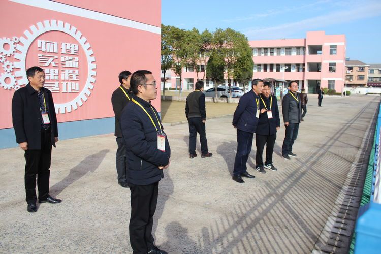 【督导评估】市政府督导室对三垛初中进行素质教育督导评估