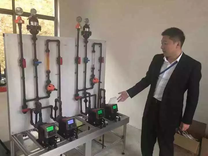 分散供水人口_人口普查图片