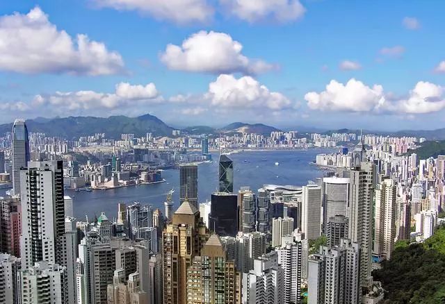 人均住房面积多少_中国的人均住房面积