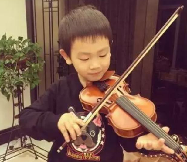 王宝强女儿豪宅 6f9a1d0ae8e24c4d88934a0d10e1258c.png