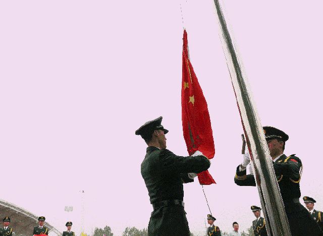 第四章 第一百四十一条中华人民共和国国旗是五星红旗.