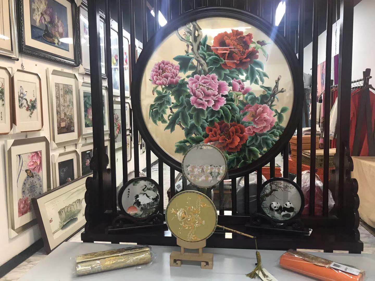 良恩坊苏绣 店内商品展示-匠心传承-金陵印象老字号