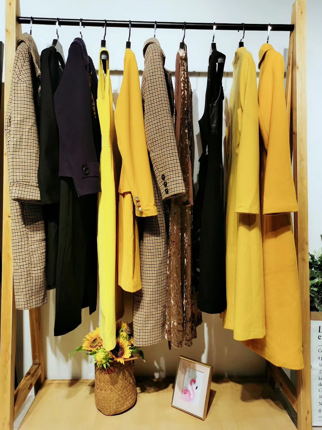 怎么销售自己品牌的服装 ba3112b563b043c992497abed486a8c9.jpeg