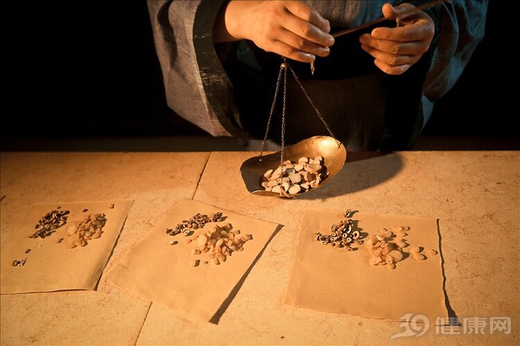 这么大的健脾丸怎么吃