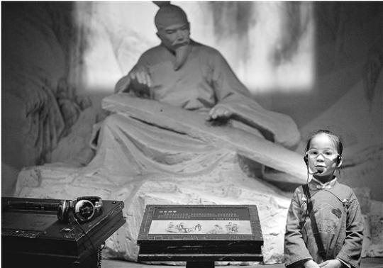 能用中英文解说文物的6岁女孩走上央视当考官