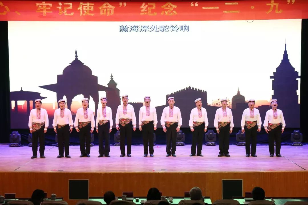 望星空演艺 124461d7de0e4de58b234aa9a47d0b8a.jpeg