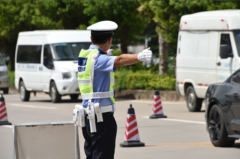 怎么快速醒酒不让交警查出来 18385fc0865a4e5597993898e202a172.jpeg