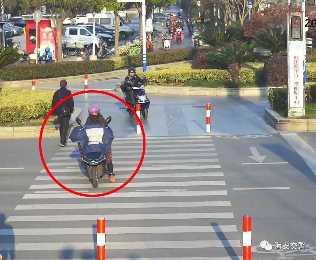 什么情况下可以不看红绿灯 5644d42b9d144ddc83500a30a08eabba.jpeg