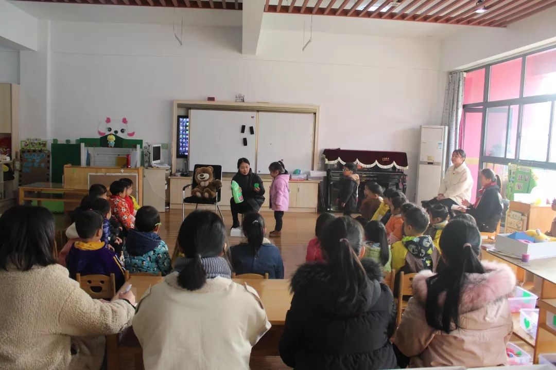 溧阳市中等专业学校幼师生到东升实验幼儿园开展见习活动