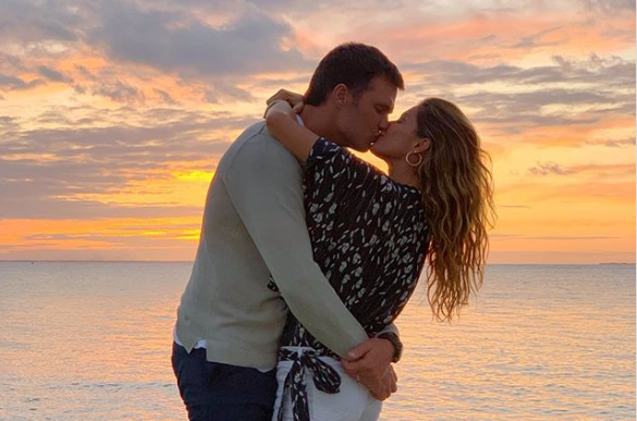 明星太太社媒收入榜:夏奇拉居首 辣妹紧随其后