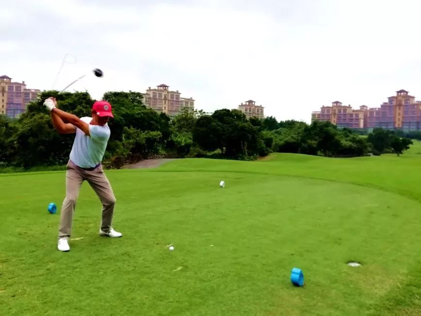 中国最大的高尔夫球 a537649af3fb473cab0bb20ca8e3769f.jpeg