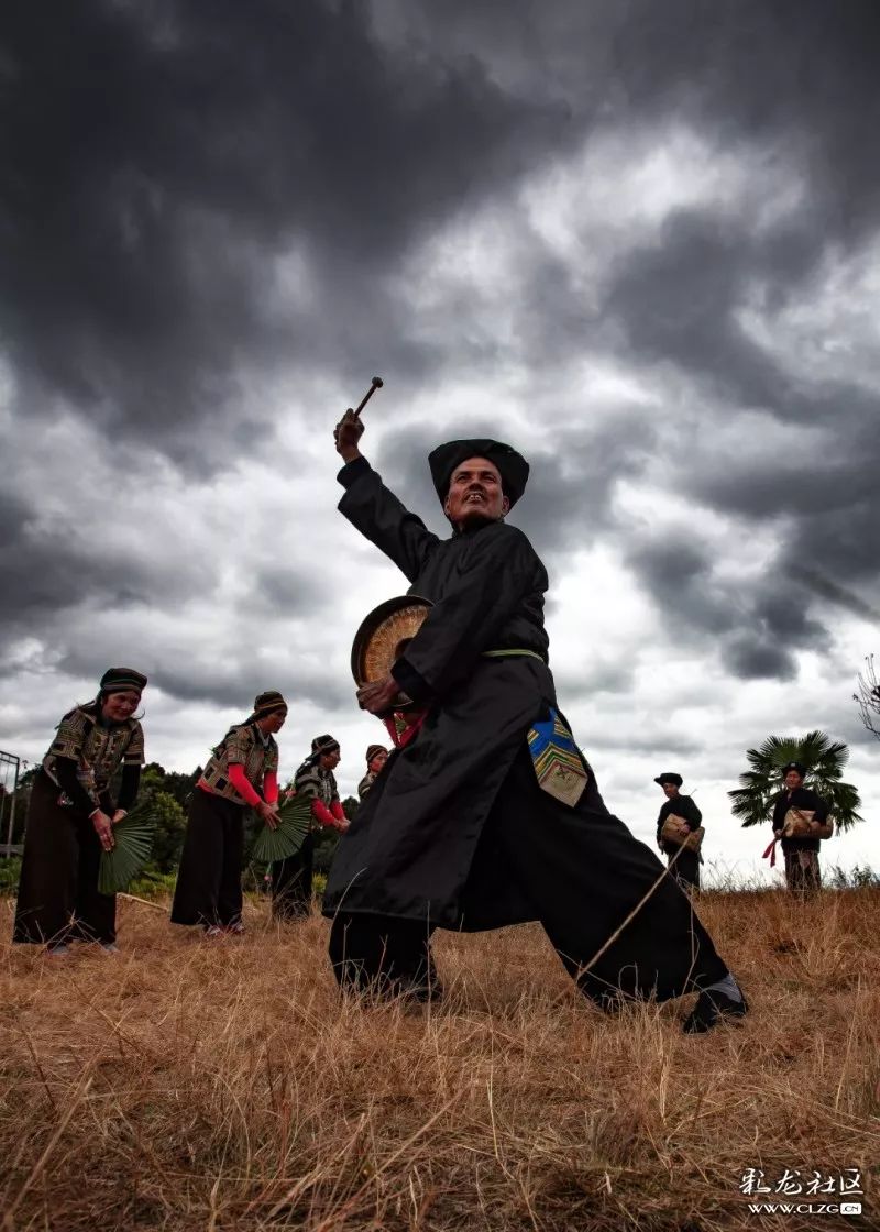 哈尼族棕扇舞,流传至今的古朴舞蹈艺术