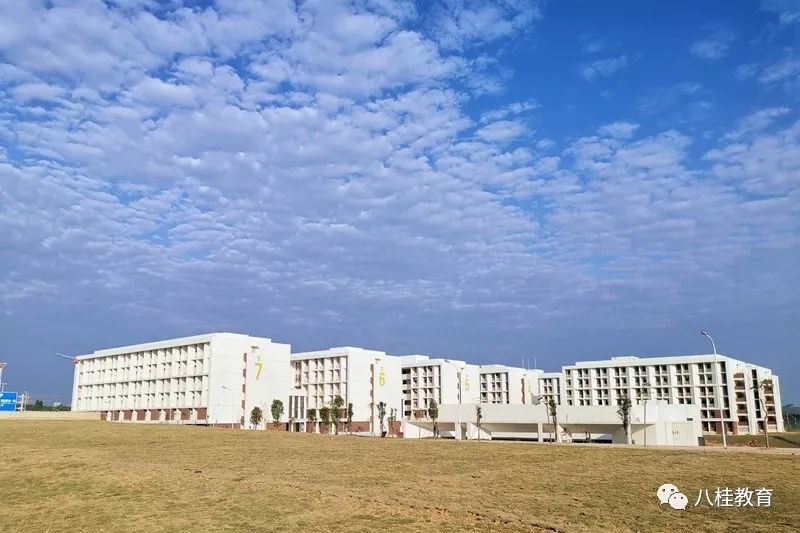 广西医科大学武鸣校区投入使用