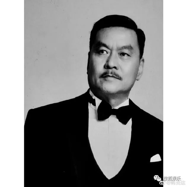 据悉,侯杰年轻时是台语一线小生,2010年曾在电影《艋舺》中饰演阮经天