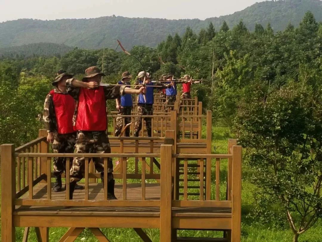 赠送门票100张漳河新区极客公园1.现场赠送门票30张2.