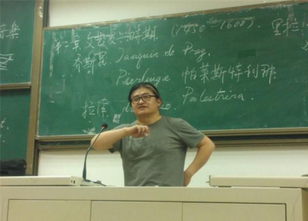 张杰入职上海大学电影学院当老师,你看好他的教书水平