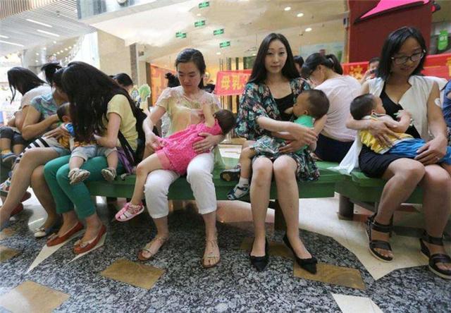 母亲母乳喂养孩子到12岁,多次断奶均以失败告终,医生:我治不了