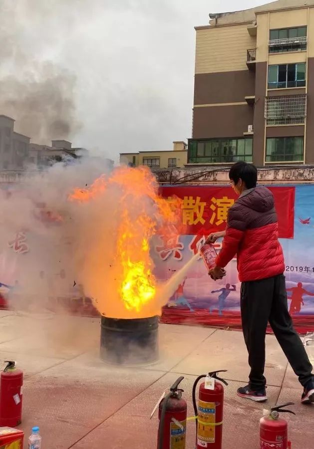 龙港某小学被我拍了._火灾