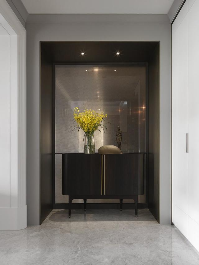进门玄关设计简单大气 b9028ddb679a408f91af1039f5753f09.jpeg
