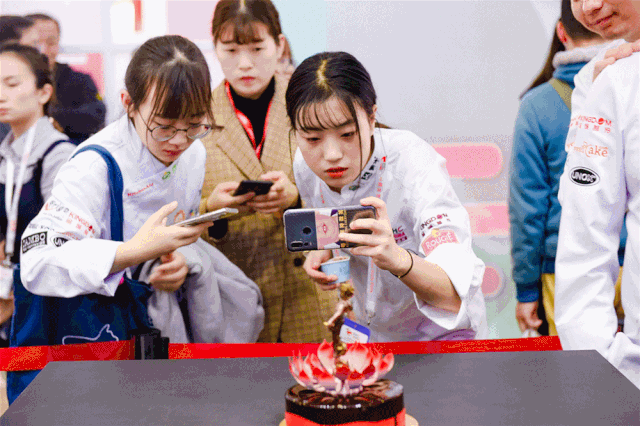 640_426gif 动态图 动图