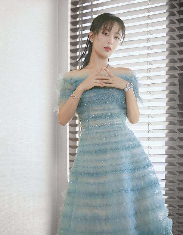 微博热搜榜杨紫 c3c8d943872742088a97f201c74f609e.png