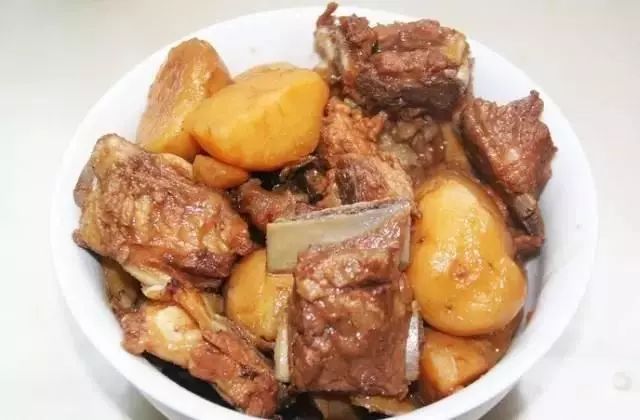 排骨炖土豆豆角高压锅 de1960811b49447199a1ae29455cae2c.jpeg