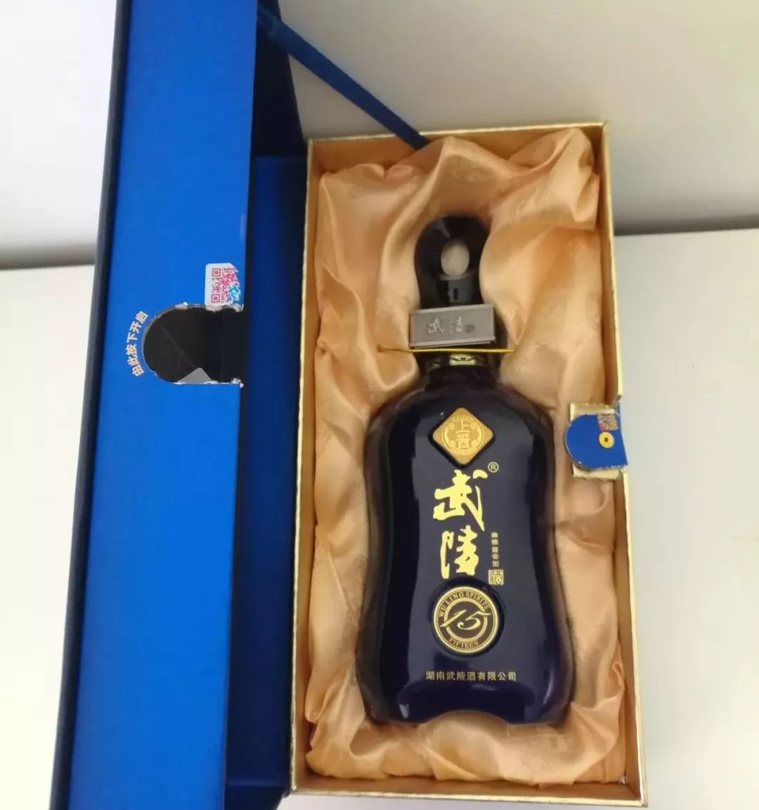 品酒笔记谁不说自己家乡酒好品饮武陵酒