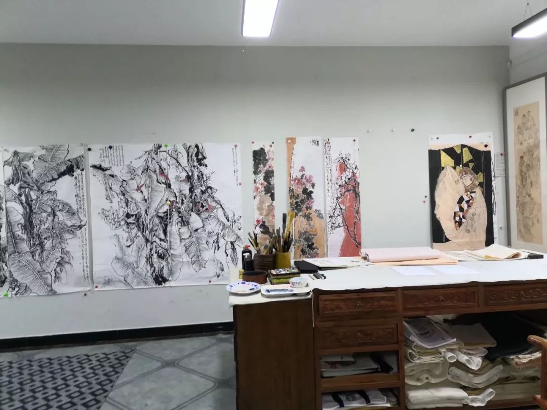 尹莉莉的国画探索入选十三届全国美术作品展