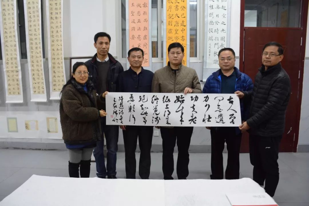聊城市硬笔书法协会领导来我校参观交流