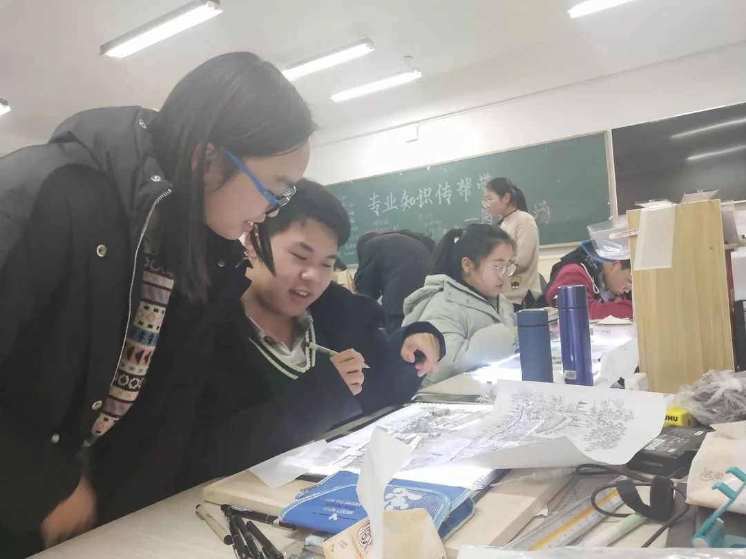 秋千椅子cad平面图