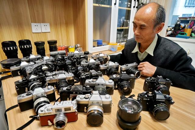 秦皇岛刘振华：一个普通人的相机收藏情怀，有项公益他敢称第一