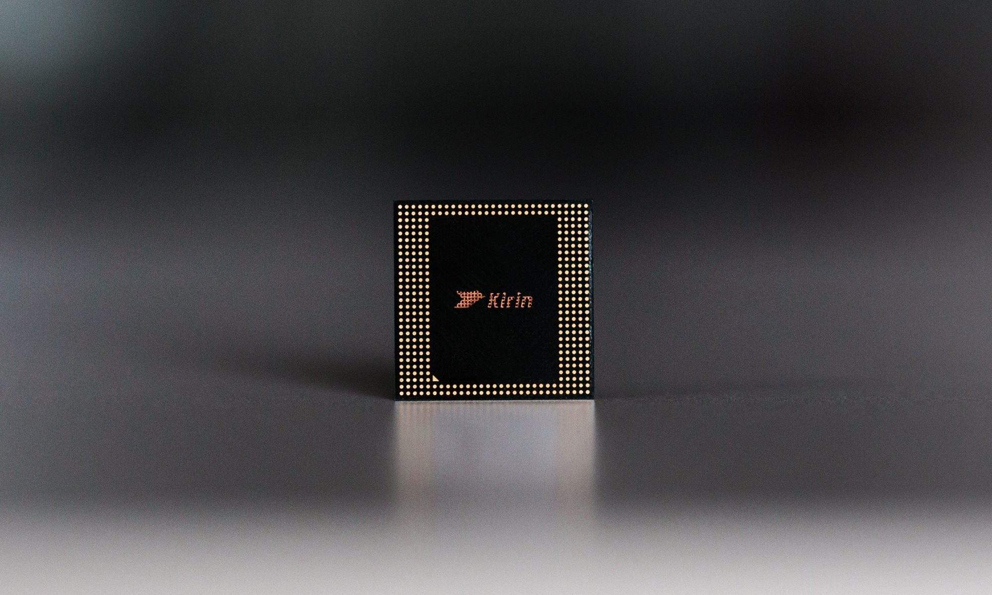 麒麟990 5g不仅仅提前完成了对nsa/sa双模5g的支持,还率对5g基带的