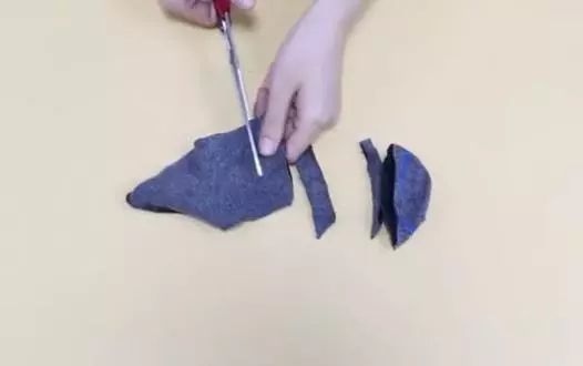 袜子怎么剪成袜套 37cc05ee34aa468a8488bc3b3ee26129.jpeg