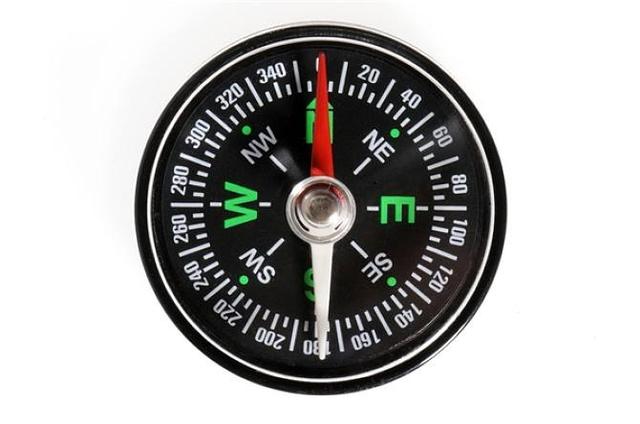 怎么使用手机指南针分别方向 618a640e07444b849fe5798a97ebe97e.jpeg