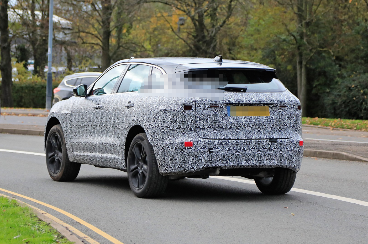 2021款捷豹f-pace spied,路试曝光,能否翻盘大卖?_搜狐汽车_搜狐网