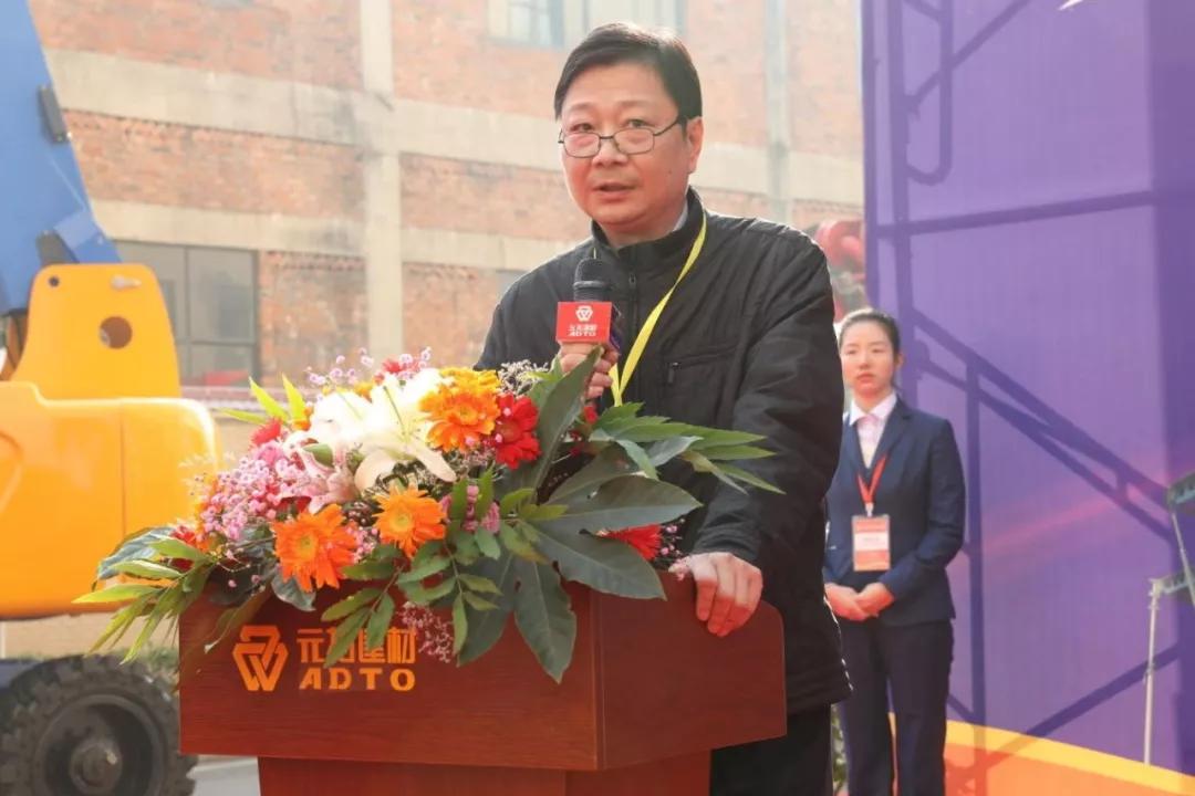 商务厅亚洲处处长陈大扬,长沙市会展办主任陈树中,长沙县委常委赖坤明