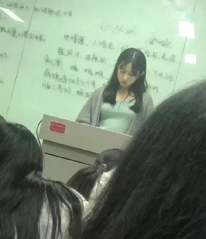 c376f22abd3d4c82968d54c117b6f8b9.jpeg