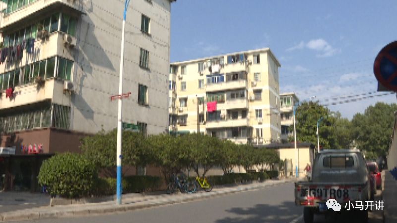 深圳高职院偷内衣_深圳高职院